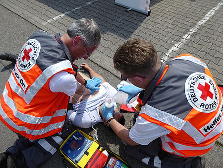 Helfer vor Ort Reanimieren Helfer vor Ort Reanimieren