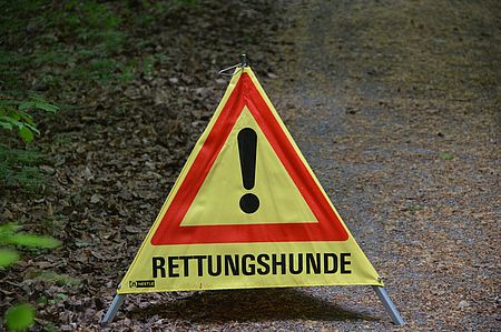 Achtung Rettungshunde Achtung Rettungshunde